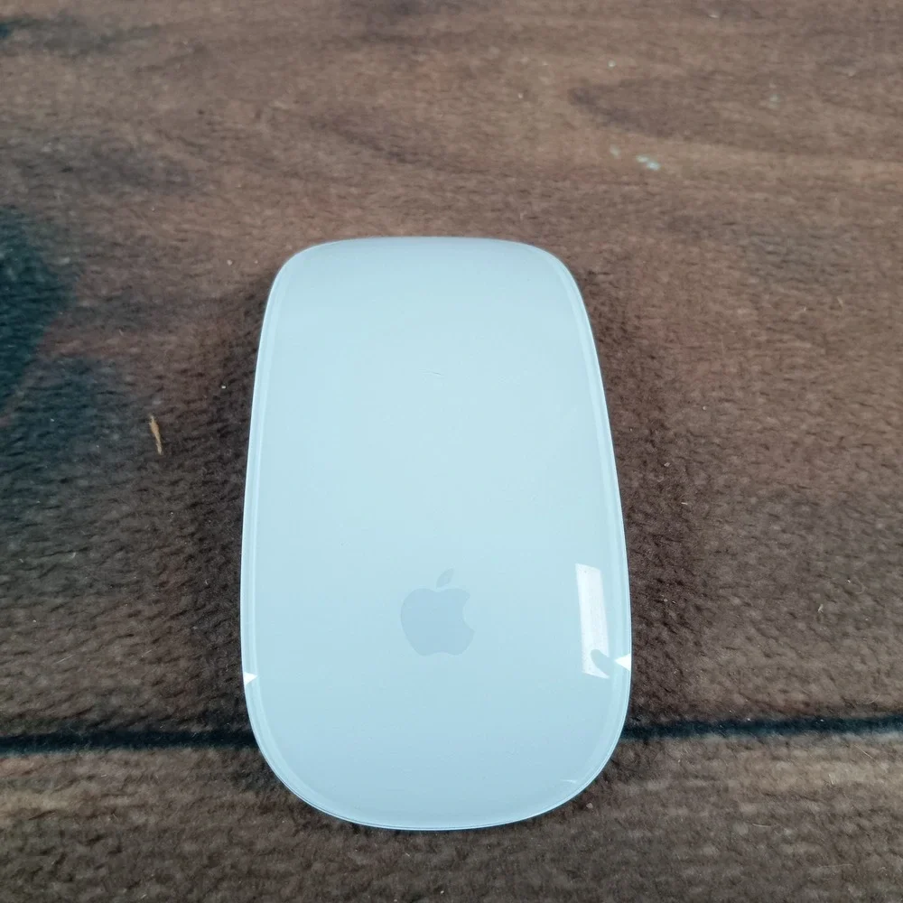 Apple Magic Mouse 1 Wireless Bluetooth Laser A1296 MB829LL/A Silver White Mens